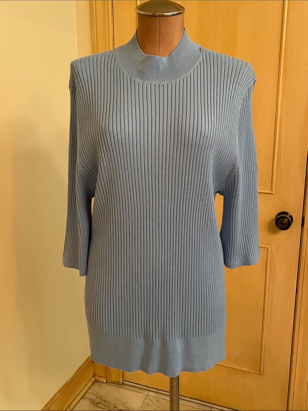 MARILYN MONROE NWT Career Cottage Lt. Blue Rib Knit Elbow SLV Mock Turtleneck 3X